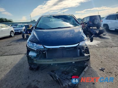 Piąte zdjęcie samochodu w środku: 2020 HONDA FIT LX VIN:3HGGK5H41LM732850 - miniatura