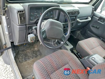 Zdjęcie 8 z 12 samochodu: 2000 JEEP WRANGLER / TJ SPORT VIN:1J4FA49S2YP754758 - miniatura