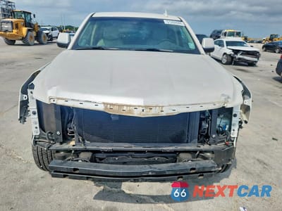 Piąte zdjęcie samochodu w środku: 2019 CADILLAC ESCALADE ESV LUXURY VIN:1GYS3HKJ1KR226870 - miniatura