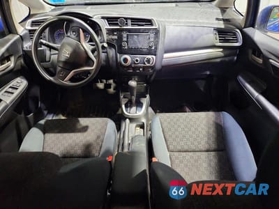 Zdjęcie 8 z 12 samochodu: 2017 HONDA FIT LX VIN:JHMGK5H57HS020962 - miniatura