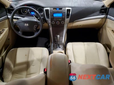 Zdjęcie 8 z 12 samochodu: 2009 HYUNDAI SONATA GLS VIN:5NPET46C29H552086 - miniatura