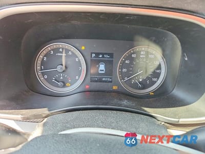 Zdjęcie 9 z 13 samochodu: 2021 HYUNDAI TUCSON SE VIN:KM8J23A40MU312041 - miniatura