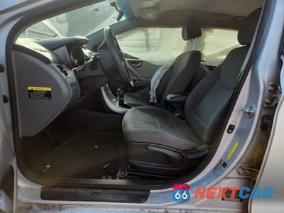 Zdjęcie 7 z 13 samochodu: 2014 HYUNDAI ELANTRA SE VIN:KMHDH4AE5EU184875 - miniatura