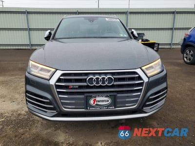 Piąte zdjęcie samochodu w środku: 2018 AUDI SQ5 PREMIUM PLUS VIN:WA1A4AFY5J2215904 - miniatura