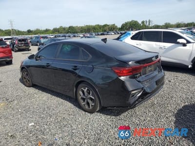 Drugie zdjęcie samochodu z przodu: 2019 KIA FORTE LXS VIN:3KPF24AD1KE045178 - miniatura