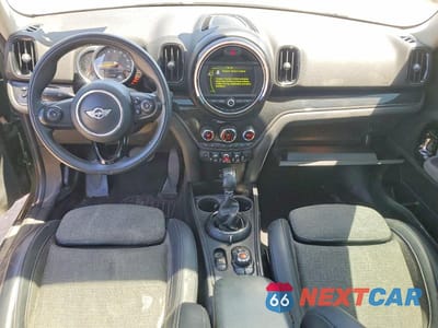 Zdjęcie 8 z 12 samochodu: 2017 MINI COOPER S COUNTRYMAN ALL4 VIN:WMZYT5C34H3D79904 - miniatura