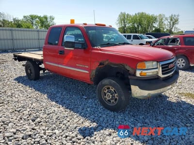 Czwarte zdjęcie samochodu z boku: 2003 GMC SIERRA K2500 HEAVY DUTY VIN:1GTHK29U23E374096 - miniatura