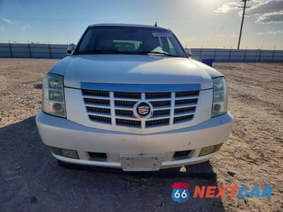 Piąte zdjęcie samochodu w środku: 2007 CADI ESCALADE L VIN:1GYEC63827R290050 - miniatura