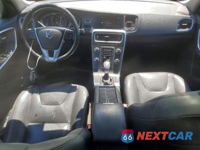 Zdjęcie 8 z 13 samochodu: 2016 VOLVO S60 PREMIER VIN:YV1612TK5G2401794 - miniatura
