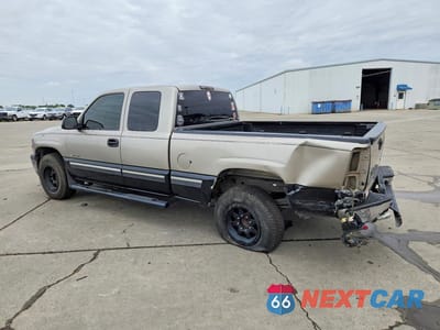 Drugie zdjęcie samochodu z przodu: 1999 CHEVROLET SILVERADO C2500 VIN:1GCFC29T8XZ148851 - miniatura