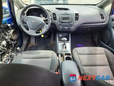 Zdjęcie 8 z 12 samochodu: 2017 KIA FORTE LX VIN:3KPFK4A77HE064787 - miniatura