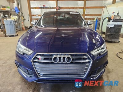 Piąte zdjęcie samochodu w środku: 2018 AUDI S4 PREMIUM PLUS VIN:WAUB4AF42JA045494 - miniatura