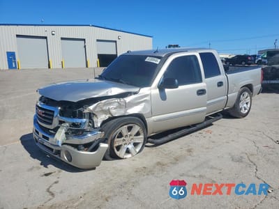 2005 GMC NEW SIERRA C1500 2GTEC13T851276639 - główne zdjęcie licytacji z USA - miniatura