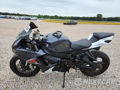 Trzecie zdjęcie samochodu z tyłu: 2015 SUZUKI GSX-R750 VIN:JS1GR7MA6F2101308 - miniatura