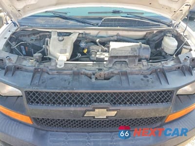 Zdjęcie 11 z 12 samochodu: 2015 CHEV EXPRESS 2500 VIN:1GCWGFCF0F1223098 - miniatura