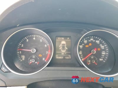 Zdjęcie 9 z 12 samochodu: 2017 VOLKSWAGEN JETTA SE VIN:3VWDB7AJ5HM313255 - miniatura