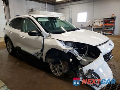 Czwarte zdjęcie samochodu z boku: 2022 FORD ESCAPE SE VIN:1FMCU9G64NUB54352 - miniatura