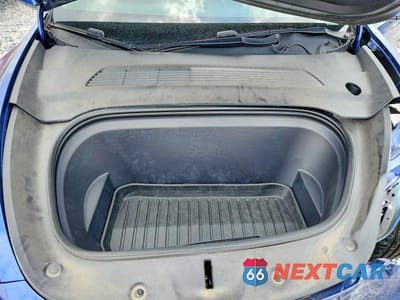 Zdjęcie 11 z 12 samochodu: 2020 TESLA MODEL Y VIN:5YJYGDEF4LF009910 - miniatura
