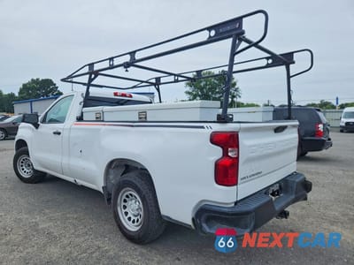 Drugie zdjęcie samochodu z przodu: 2021 CHEVROLET SILVERADO C1500 VIN:3GCNWAEK9MG373754 - miniatura