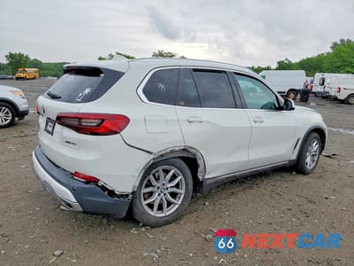 Trzecie zdjęcie samochodu z tyłu: 2020 BMW X5 XDRIVE40I VIN:5UXCR6C03L9B99287 - miniatura