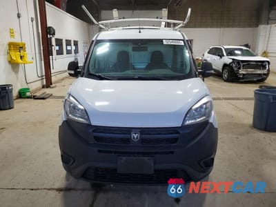 Piąte zdjęcie samochodu w środku: 2018 RAM PROMASTER CITY ST DELIVERY VAN VIN:ZFBERFAB4J6L51428 - miniatura