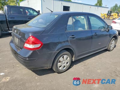 Trzecie zdjęcie samochodu z tyłu: 2011 NISSAN VERSA 1.6 BASE VIN:3N1CC1AP6BL409277 - miniatura
