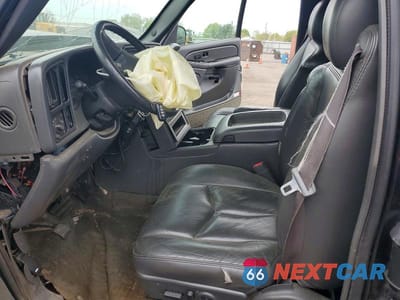 Zdjęcie 7 z 12 samochodu: 2005 CHEVROLET SILVERADO K2500 HEAVY DUTY VIN:1GCHK292X5E174049 - miniatura