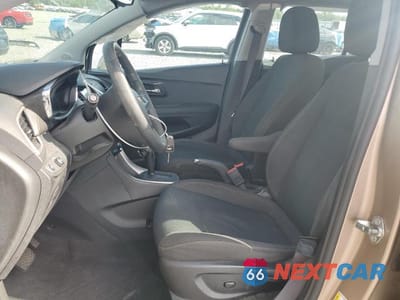 Zdjęcie 7 z 14 samochodu: 2018 CHEVROLET TRAX LS VIN:3GNCJKSB9JL305920 - miniatura