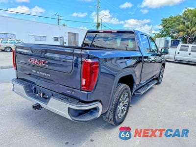 Czwarte zdjęcie samochodu z boku: 2025 GMC SIERRA C1500 SLT VIN:1GTPHDED6SZ182831 - miniatura