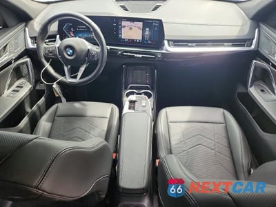 Zdjęcie 8 z 14 samochodu: 2025 BMW X2 XDRIVE28I VIN:WBX63GM09S5270714 - miniatura