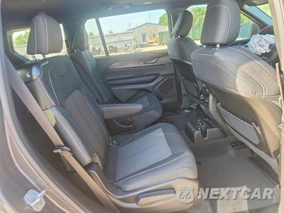 Zdjęcie 11 z 13 samochodu: 2025 JEEP GRAND CHEROKEE L LAREDO VIN:1C4RJKAG0S8795163 - miniatura