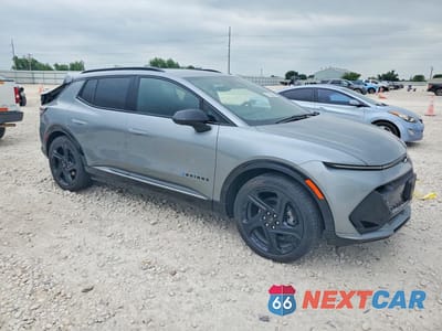 Czwarte zdjęcie samochodu z boku: 2024 CHEVROLET EQUINOX VIN:3GN7DSRP1RS290678 - miniatura