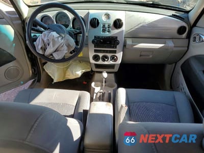 Zdjęcie 8 z 12 samochodu: 2007 CHRYSLER PT CRUISER TOURING VIN:3A4FY58B17T620403 - miniatura