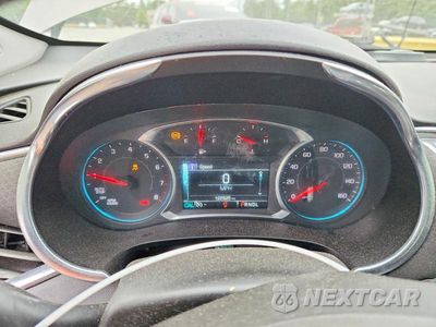 Zdjęcie 9 z 12 samochodu: 2018 CHEVROLET MALIBU LT VIN:1G1ZD5ST7JF213082 - miniatura