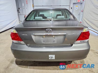 Zdjęcie 6 z 12 samochodu: 2005 TOYOTA CAMRY LE VIN:4T1BE32K55U983361 - miniatura