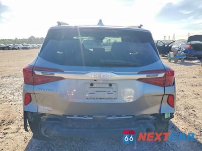 Zdjęcie 6 z 13 samochodu: 2023 KIA SELTOS VIN:KNDEU2AA2P7392106 - miniatura