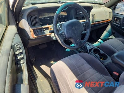 Zdjęcie 8 z 12 samochodu: 1998 JEEP GRAND CHEROKEE LAREDO VIN:1J4GZ58Y3WC365799 - miniatura