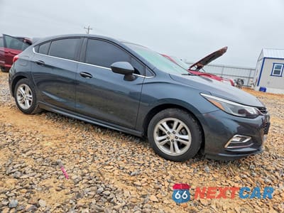 Czwarte zdjęcie samochodu z boku: 2017 CHEVROLET CRUZE LT VIN:3G1BD6SM3HS524532 - miniatura