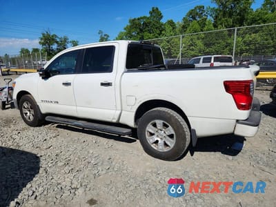Drugie zdjęcie samochodu z przodu: 2018 NISSAN TITAN SV VIN:1N6AA1E55JN511863 - miniatura