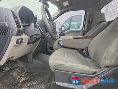 Zdjęcie 7 z 12 samochodu: 2022 FORD F350 SUPER DUTY VIN:1FDRF3G61NEC91647 - miniatura