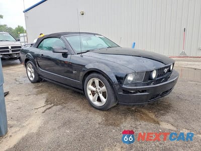 Czwarte zdjęcie samochodu z boku: 2008 FORD MUSTANG GT VIN:1ZVHT85H885171825 - miniatura