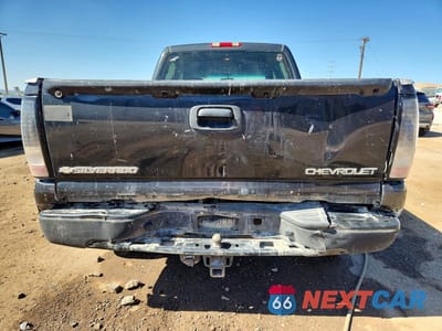 Zdjęcie 6 z 12 samochodu: 2003 CHEVROLET SILVERADO C1500 HEAVY DUTY VIN:1GCGC13U73F250119 - miniatura