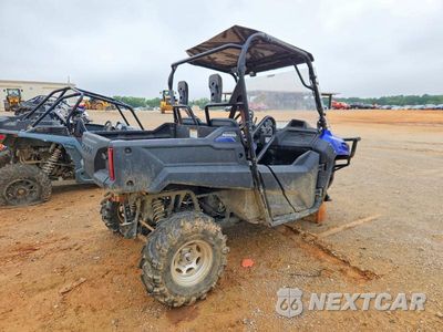 Czwarte zdjęcie samochodu z boku: 2017 HONDA SXS700M UTILITY VEHICLE VIN:1HFVE02N6H4303083 - miniatura