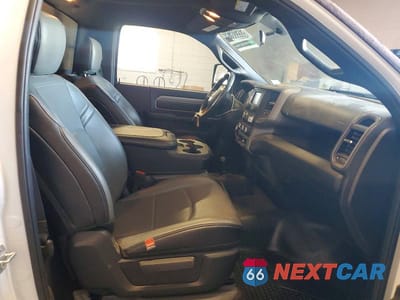 Zdjęcie 10 z 13 samochodu: 2023 RAM 2500 TRADESMAN VIN:3C6MR5AJ4PG605194 - miniatura