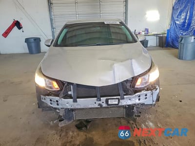 Piąte zdjęcie samochodu w środku: 2016 CHEVROLET CRUZE LS VIN:1G1BC5SM3G7325846 - miniatura