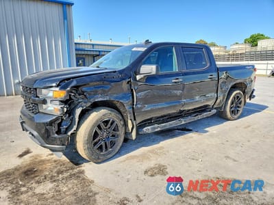 2021 CHEVROLET SILVERADO K1500 CUSTOM 1GCPYBEKXMZ256869 - główne zdjęcie licytacji z USA - miniatura