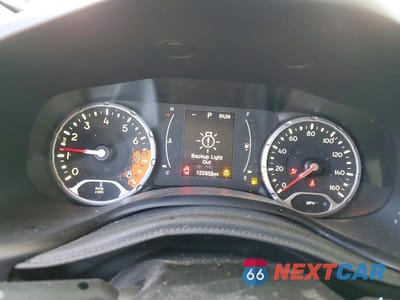 Zdjęcie 9 z 12 samochodu: 2017 JEEP RENEGADE LATITUDE VIN:ZACCJBBB4HPE81641 - miniatura