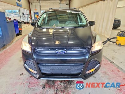 Piąte zdjęcie samochodu w środku: 2015 FORD ESCAPE SE VIN:1FMCU9GX7FUB42870 - miniatura