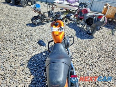 Zdjęcie 6 z 10 samochodu: 2014 HARLEY-DAVIDSON XL883 IRON 883 VIN:1HD4LE210EC449954 - miniatura
