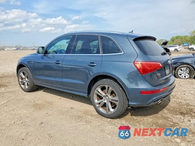 Drugie zdjęcie samochodu z przodu: 2009 AUDI Q5 3.2 VIN:WA1KK78R69A040101 - miniatura